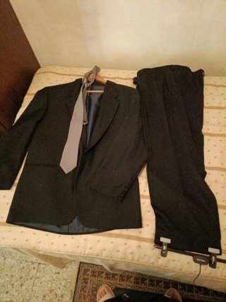 Traje de hombre chaqueta pantalón corbata