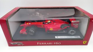 HWP9966U1 Hot Wheels Ferrari F1 F60 Felipe Massa 2