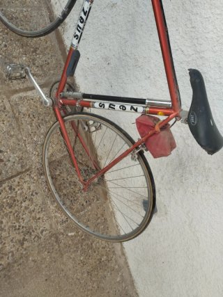 Bicicleta Zeus Roja
