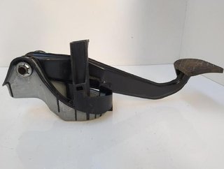 Pedal freno a2042902001 mercedes-benz clase 283274