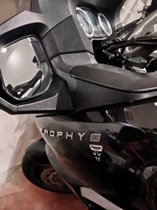 Triumph Trophy SE 1200 Touring