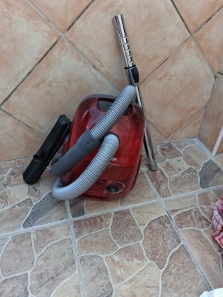 Aspiradora Roja