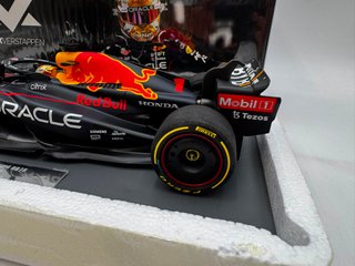 MIN113222001 Minichamps Oracle Red Bull Racing RB1