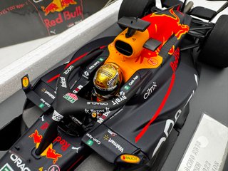 MIN113222001 Minichamps Oracle Red Bull Racing RB1