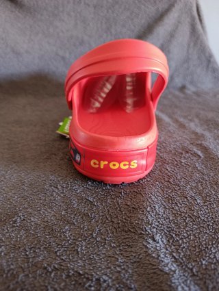 Zuecos Crocs Rayo McQueen Talla 45-46 Nuevos