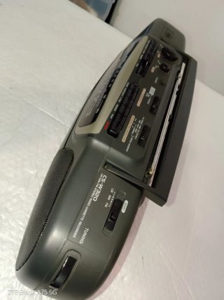Radio Aiwa CS-W320EZ Cassette Boombox Años 90s.