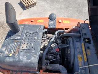 Retroexcavadora Hitachi ZX210-5B