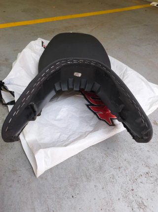 Asiento BMW F650GS