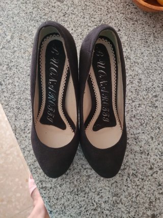 Zapatos de tacón negros