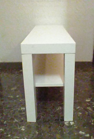 Mesa auxiliar Ikea Lack para TV