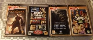 Lote 22 artículos PSP: juegos, UMD y películas.