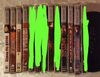 Lote 22 artículos PSP: juegos, UMD y películas.