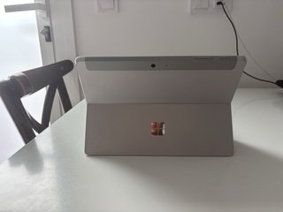 Microsoft Surface Go