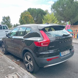 Volvo XC-40, T-4 08/2022 hibrido Enchufable