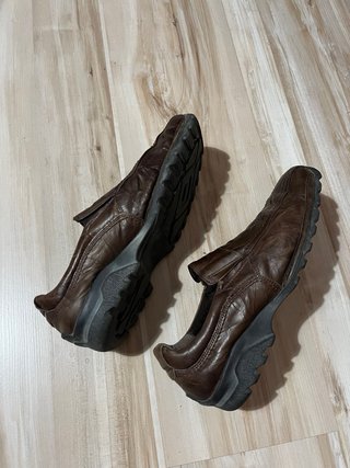 Zapatos de piel marrones