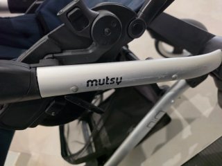 Carro Mutsy Nio con Capazo
