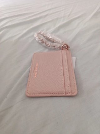 Cartera Michael Kors rosa con cadena