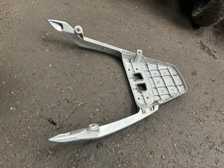 Asidero Portaequipajes Daelim S2 125
