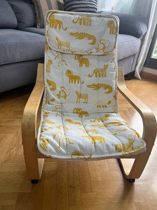 Silla infantil Ikea con funda de animales