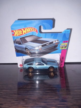 Hot Wheels DMC DeLorean HW The '80s