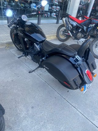 Indian Scout 1200 Negra