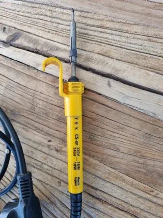 Soldador Amarillo 18W