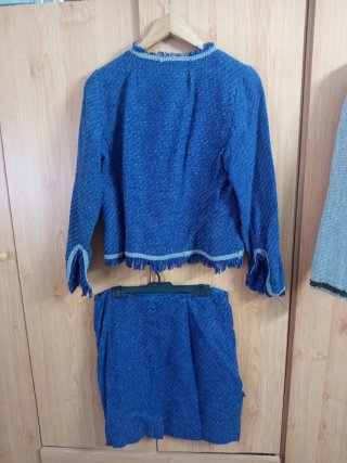 Chaqueta tipo Chanel azul mujer