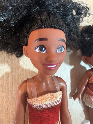 Muñecas Vaiana y Simia