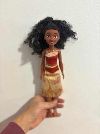 Muñecas Vaiana y Simia