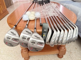 Set Palos de Golf + Pelotas