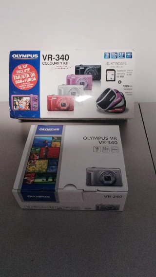 Cámara Olympus VR-340 Negra, buen estado.