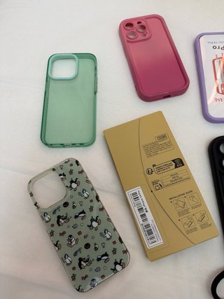 8 Fundas iPhone 14 Pro y protector