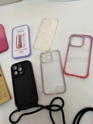 8 Fundas iPhone 14 Pro y protector