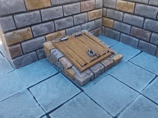 Trampilla para juegos de rol pintada