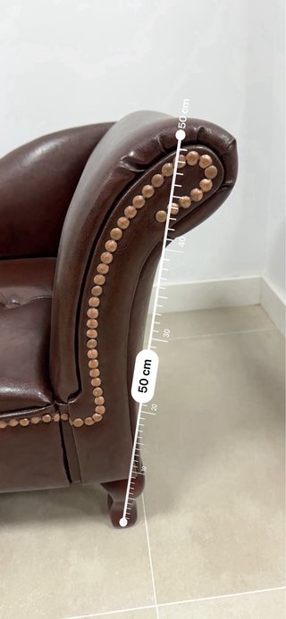 Divano in pelle marrone