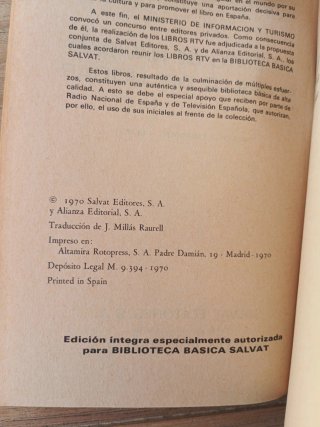 Cuento de navidad y El grillo en el hogar