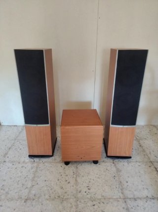 Equipo Sonido Wharfedale Torres y Subwoofer