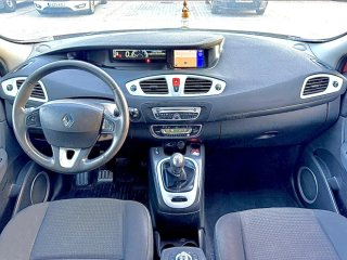 Renault Grand Scenic 2010 250.000kms distintivo B