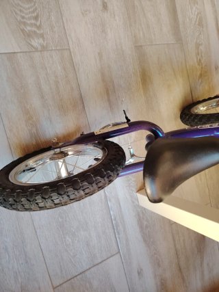Bicicleta B-Pro sin pedales NUEVA