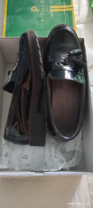 Mocasines Pitillos Negros Charol Talla 38