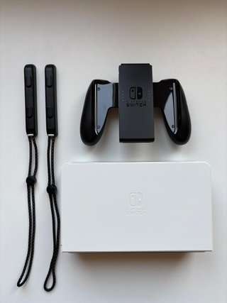 Nintendo Switch OLED Bianca Edizione Mario Kart