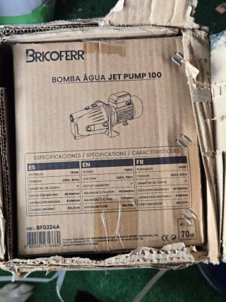 Bomba de agua Bricoferr Jet Pump 100 – 750W