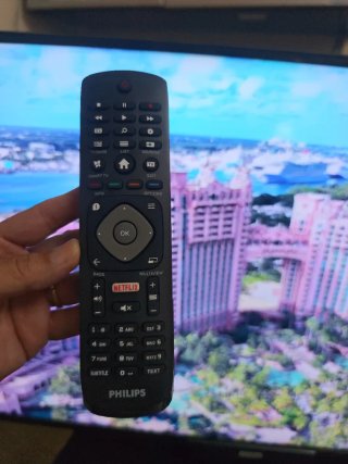 Smart TV Philips 40 40PFH5300/88 + Mando original
