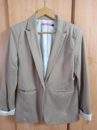 Giacca beige da donna
