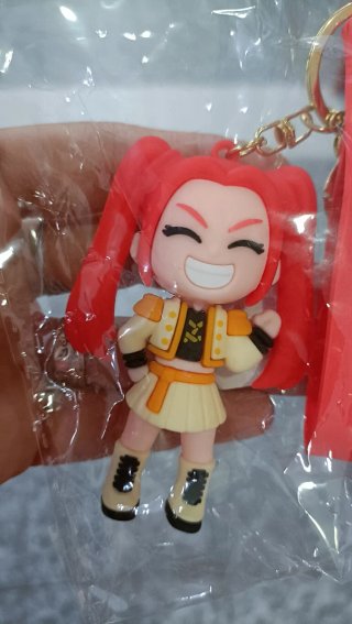 Llavero Kpop Figura Anime Mira Zoey