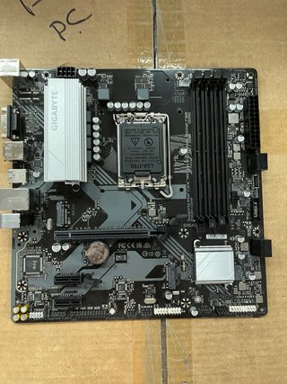 GIGABYTE B760M D3HP Placa Base#025816