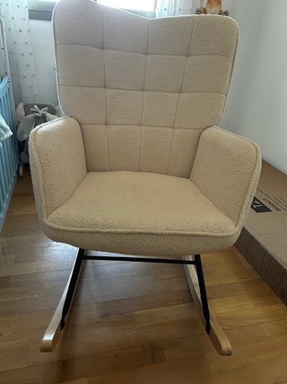 Sillón de lactancia beige