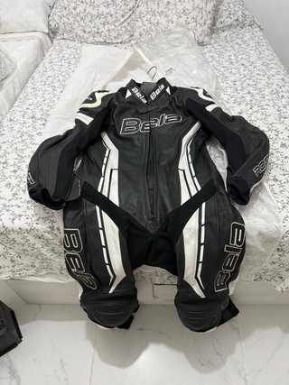Mono de moto Bela negro y blanco