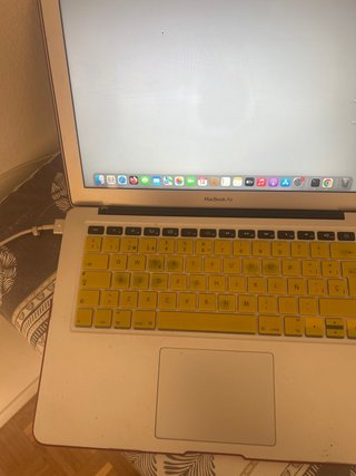 MacBook Air 13 2017 8GB RAM