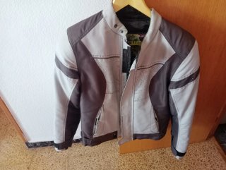 Chaqueta de moto mujer
